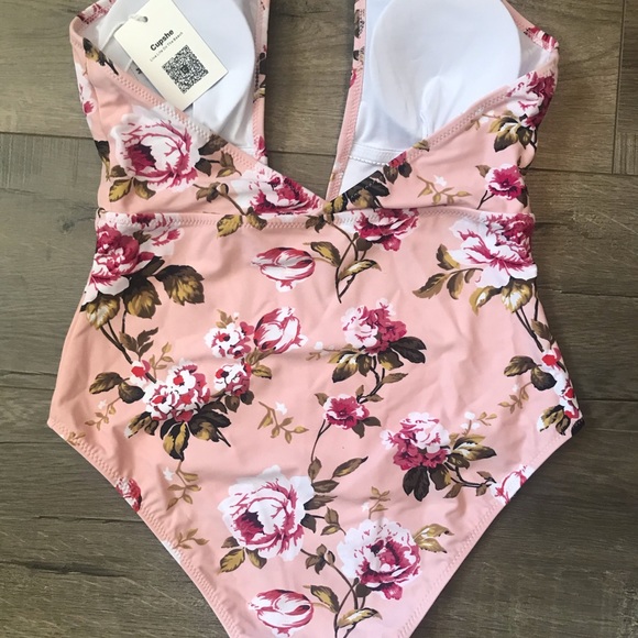 Cupshe NWT size M One Piece Swimsuit - Picture 4 of 8